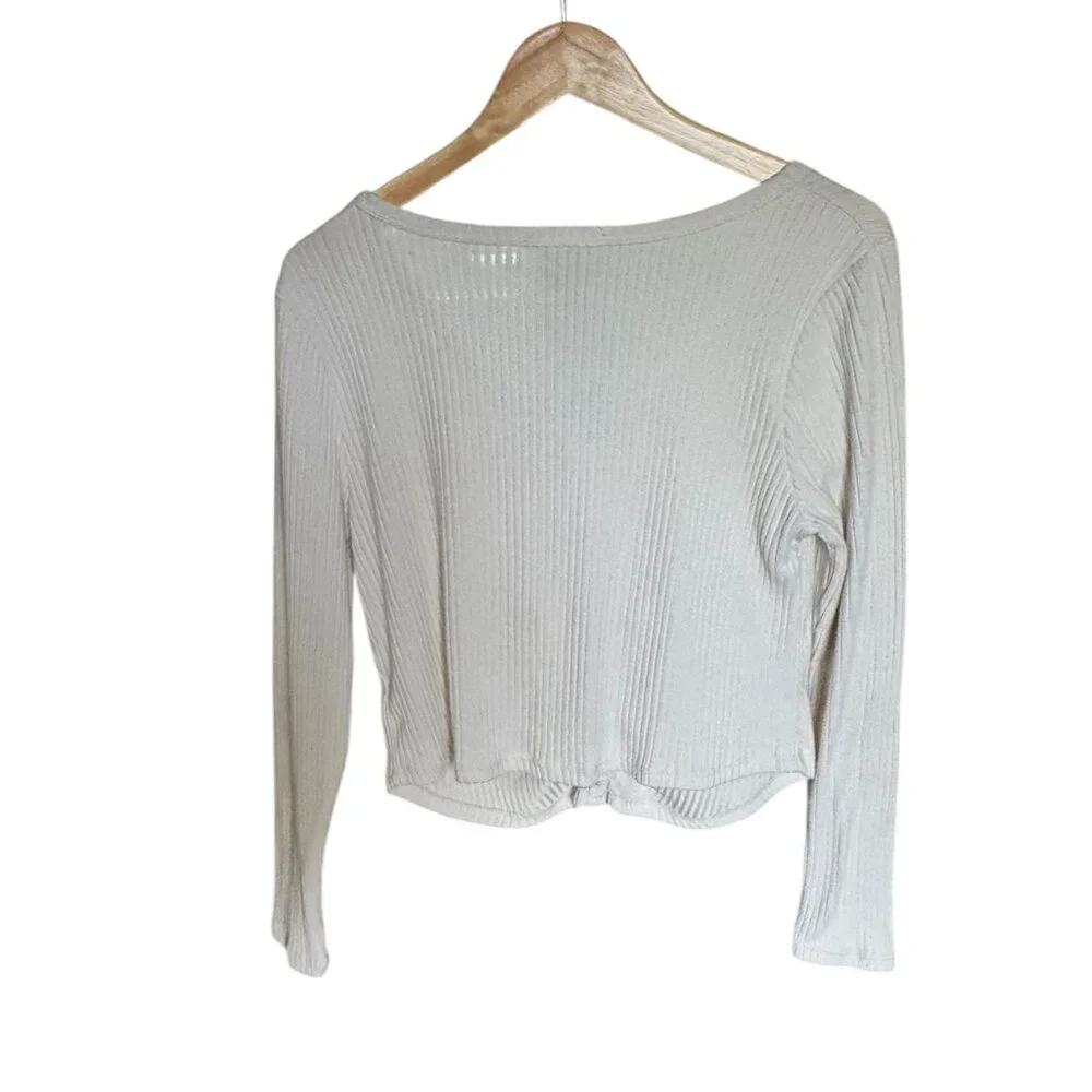 Pink Republic- Ruched & Ribbed Cream Button Top - Picture 2 of 3